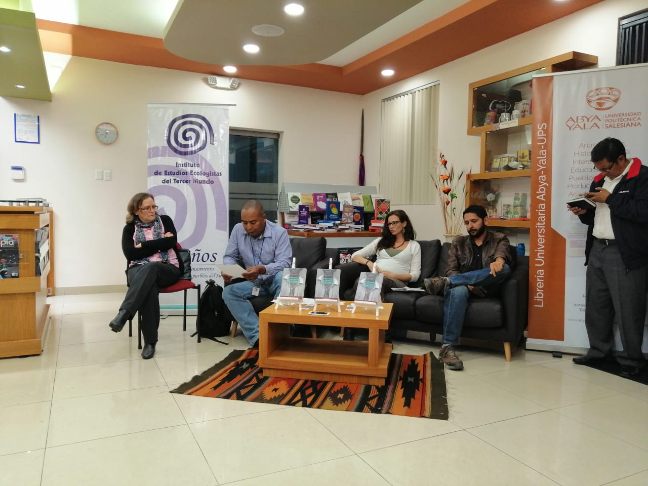 EXTRACTIVISMO Y NEOCOLONIALISMO EN ESMERALDAS EN UN BLUES DE JUAN MONTAÑO