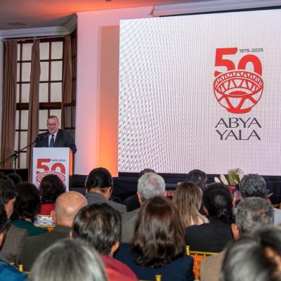50 años de Abya-Yala: un festejo a la historia, al libro, a las raíces y a la academia