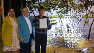 Apuko en los Premios Municipales 2023