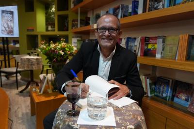 Réquiem por el Reino, una novela histórica de Luis Miguel Campos